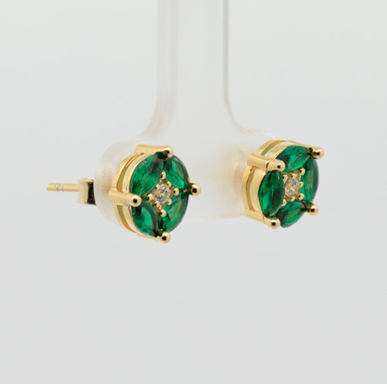 Pendientes con circonitas verdes y de presión. Plata de Ley 925 mls