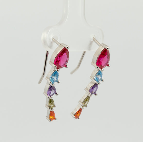 Pendientes Largos Trepador con circonitas de colores Omegas. Plata de Ley 925 mls.