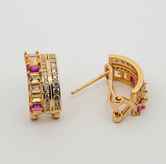 Pendientes Omega con circonitas. Plata de Ley 925 mls.